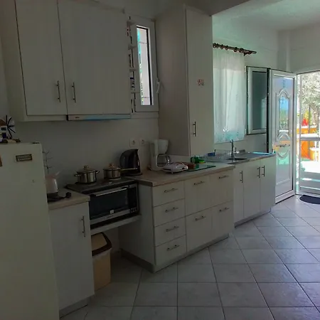 Trizinia View Garden Σπίτι διακοπών