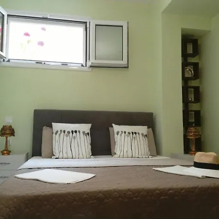 Σπίτι διακοπών Trizinia View Garden