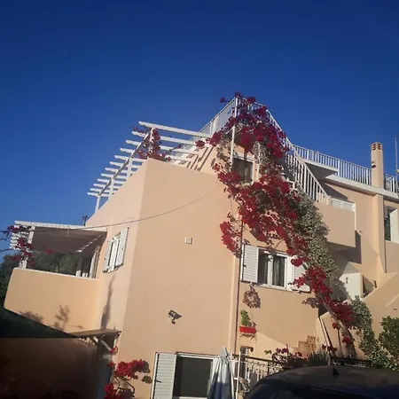 Σπίτι διακοπών Trizinia View Garden