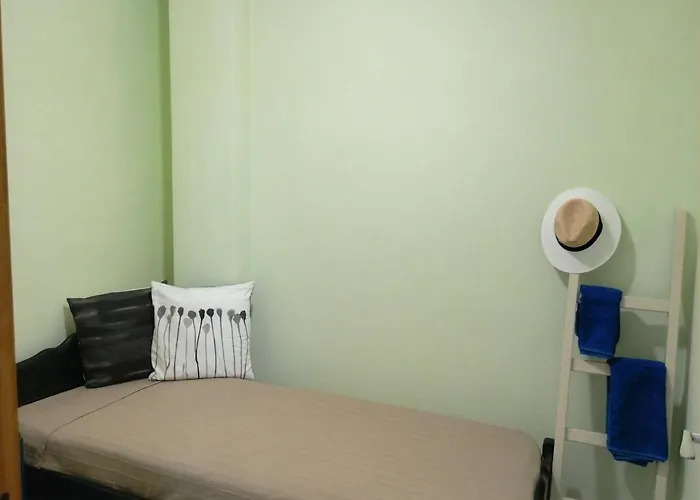 Trizinia View Garden בית נופש Galatás